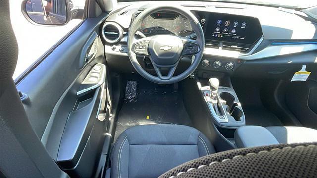 new 2025 Chevrolet Trax car, priced at $19,240