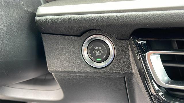 new 2025 Chevrolet Traverse car, priced at $43,656