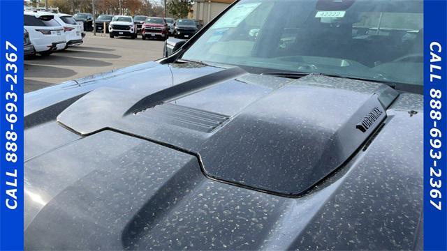 new 2025 Chevrolet Silverado 1500 car, priced at $40,736