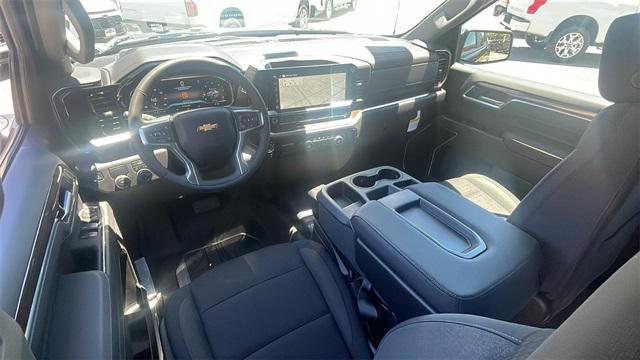 new 2025 Chevrolet Silverado 1500 car, priced at $39,220