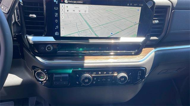 new 2025 Chevrolet Silverado 1500 car, priced at $39,220