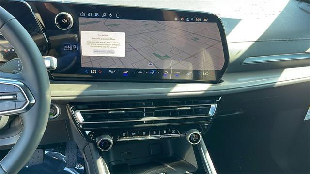 new 2026 Chevrolet Traverse car, priced at $41,113