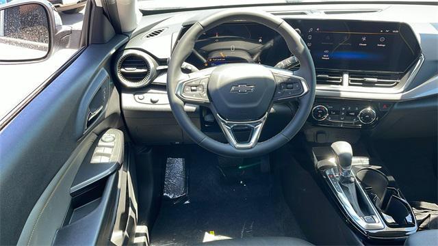 new 2025 Chevrolet Trax car, priced at $24,840