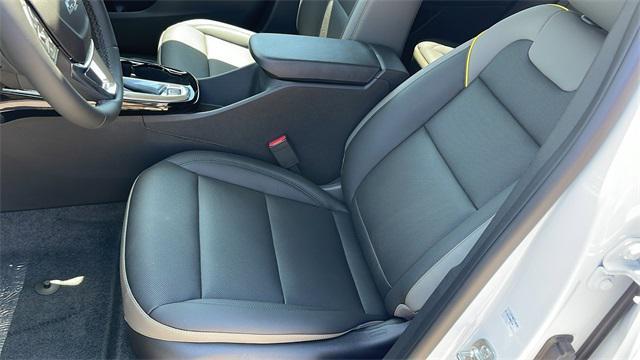 new 2025 Chevrolet Trax car, priced at $24,840
