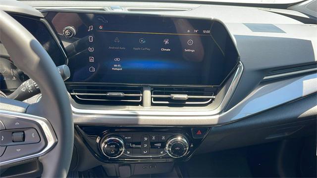 new 2025 Chevrolet Trax car, priced at $24,840