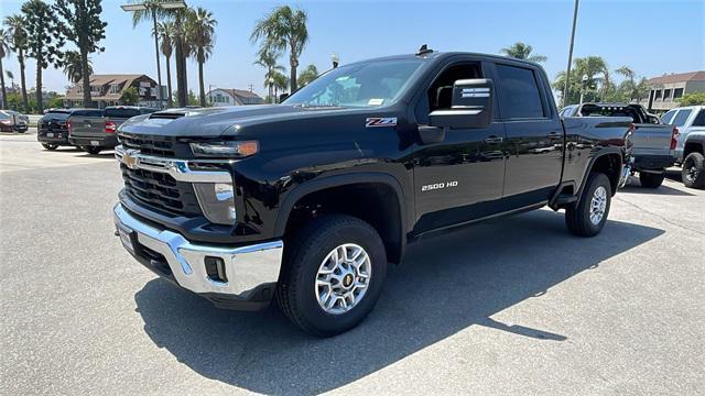 new 2025 Chevrolet Silverado 2500 car, priced at $70,910