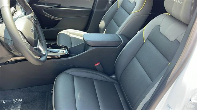 new 2025 Chevrolet Trax car, priced at $22,635