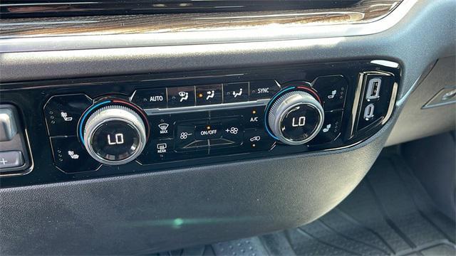 new 2025 Chevrolet Silverado 1500 car, priced at $40,220