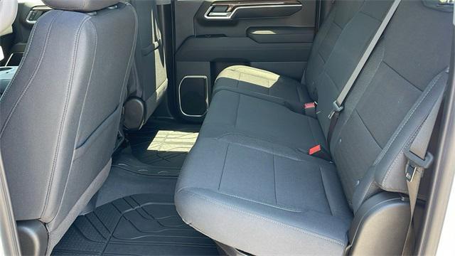 new 2025 Chevrolet Silverado 1500 car, priced at $40,220