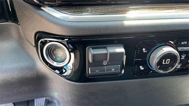new 2025 Chevrolet Silverado 1500 car, priced at $40,220