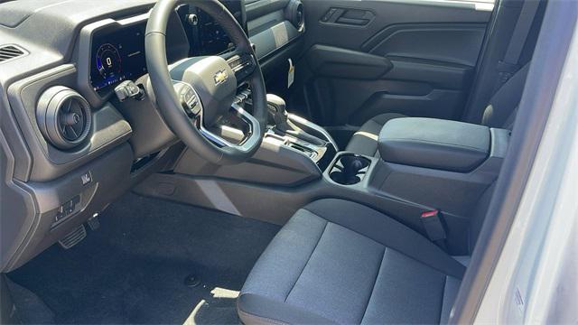 new 2025 Chevrolet Colorado car, priced at $31,405