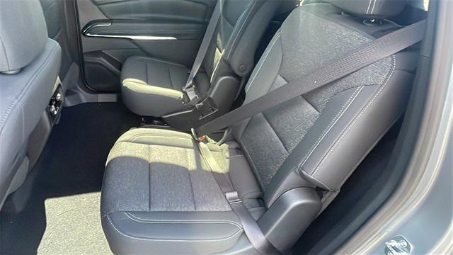 new 2026 Chevrolet Traverse car, priced at $41,113