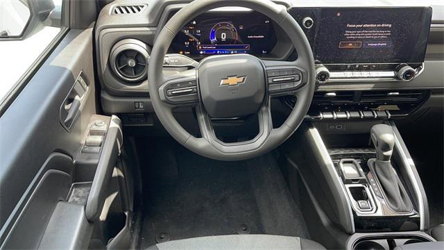 new 2025 Chevrolet Colorado car, priced at $30,004