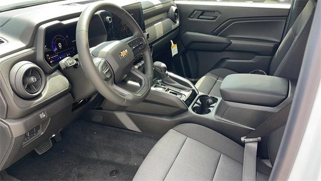 new 2025 Chevrolet Colorado car, priced at $30,004