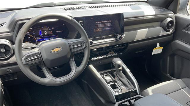 new 2025 Chevrolet Colorado car, priced at $30,004
