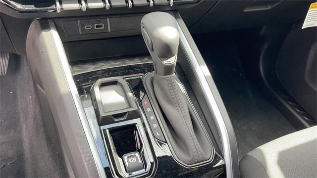 new 2025 Chevrolet Colorado car, priced at $30,004
