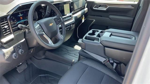 new 2025 Chevrolet Silverado 1500 car, priced at $40,220
