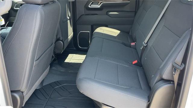 new 2025 Chevrolet Silverado 1500 car, priced at $40,220