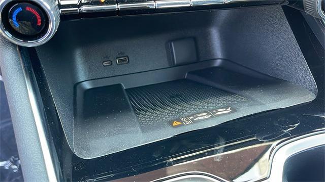 new 2025 Chevrolet Traverse car, priced at $38,130
