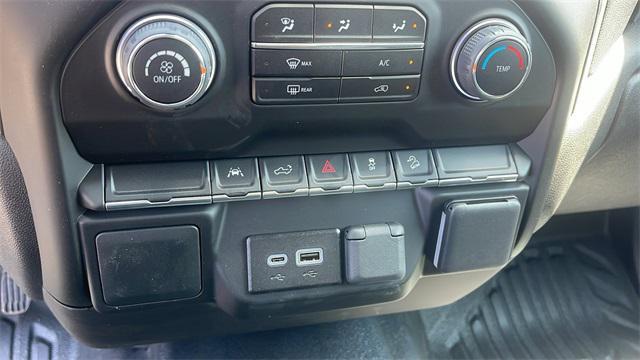 new 2025 Chevrolet Silverado 1500 car, priced at $52,970