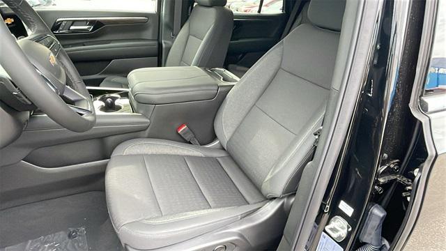 new 2025 Chevrolet Tahoe car, priced at $58,915