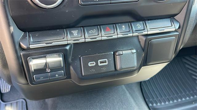 used 2022 Chevrolet Silverado 2500 car, priced at $49,152
