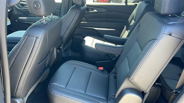 new 2026 Chevrolet Traverse car, priced at $42,296