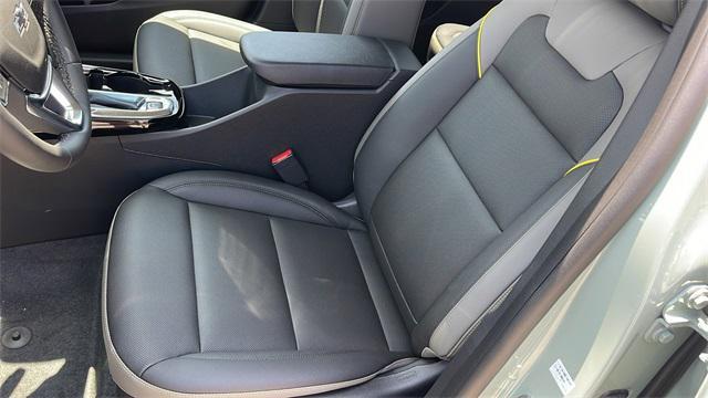 new 2025 Chevrolet Trax car, priced at $26,590