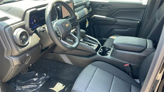 new 2025 Chevrolet Colorado car, priced at $30,905