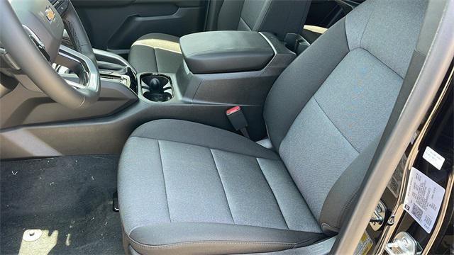 new 2025 Chevrolet Colorado car, priced at $30,905