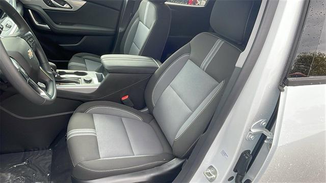 new 2025 Chevrolet Blazer car, priced at $36,110