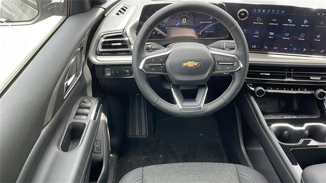 new 2025 Chevrolet Traverse car, priced at $38,698