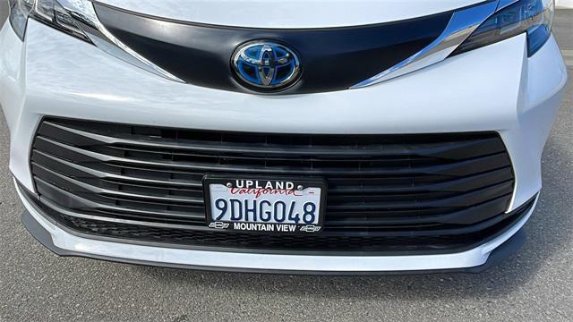used 2022 Toyota Sienna car, priced at $37,636