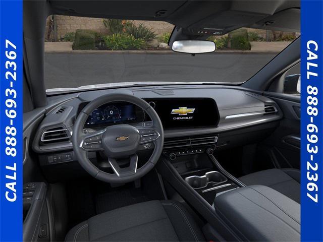 new 2025 Chevrolet Traverse car, priced at $43,630