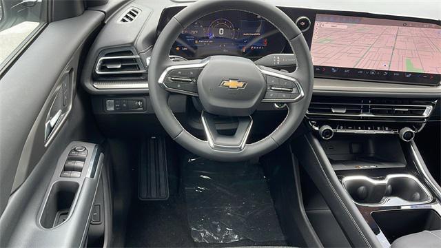 new 2025 Chevrolet Traverse car, priced at $39,172