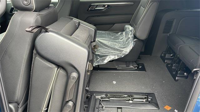 new 2025 Chevrolet Suburban car, priced at $82,065