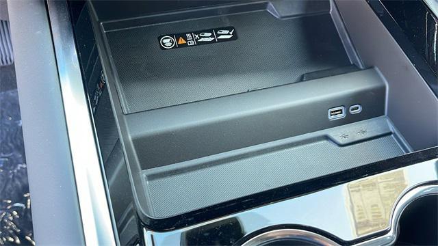 new 2025 Chevrolet Suburban car, priced at $76,762