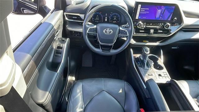 used 2023 Toyota Highlander car, priced at $35,691