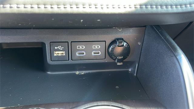 used 2023 Toyota Highlander car, priced at $35,691