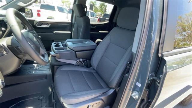 new 2025 Chevrolet Silverado 1500 car, priced at $39,615