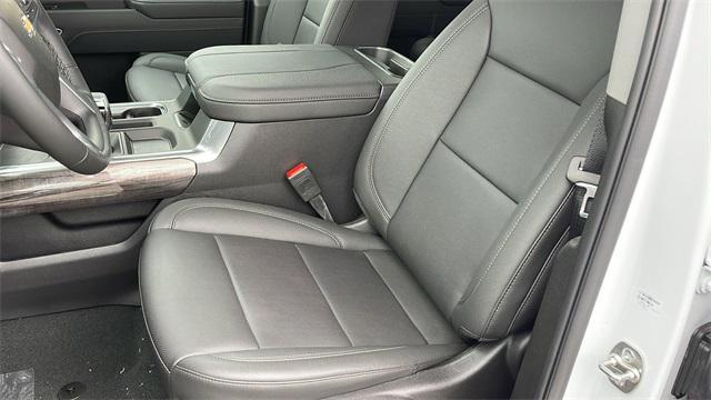 new 2025 Chevrolet Silverado 1500 car, priced at $56,552