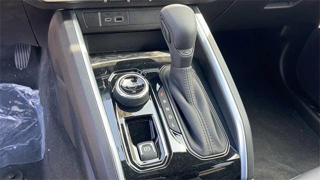 new 2025 Chevrolet Colorado car, priced at $43,850