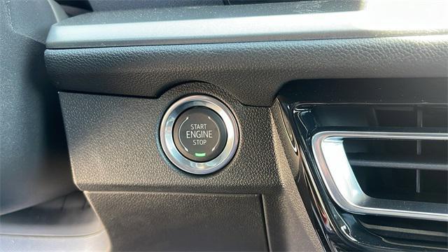 new 2026 Chevrolet Traverse car, priced at $42,277