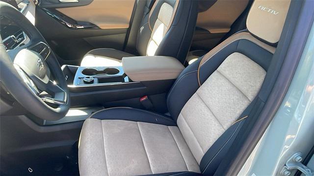 new 2026 Chevrolet Equinox car, priced at $30,085
