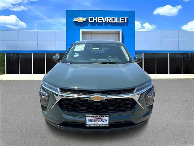 new 2025 Chevrolet Trax car, priced at $19,240