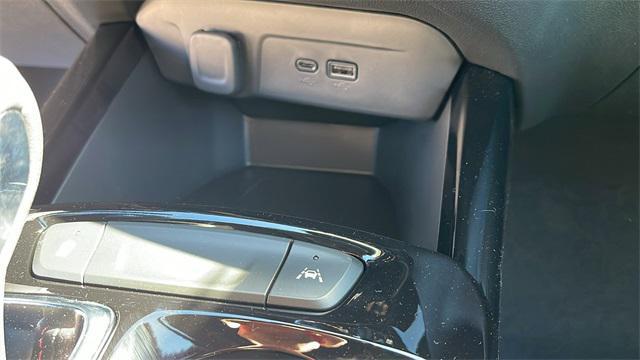 new 2025 Chevrolet Trax car, priced at $23,250