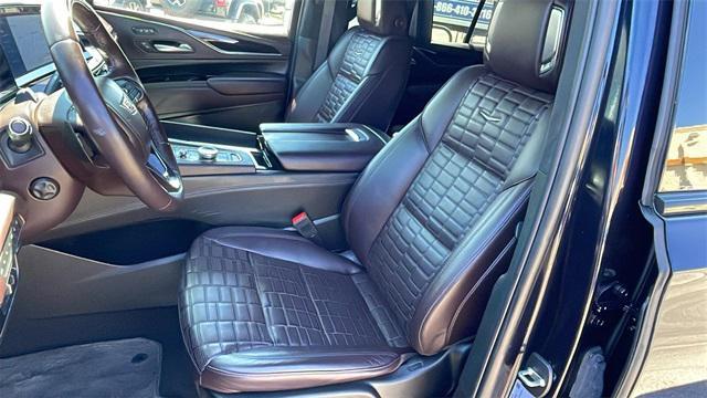 used 2023 Cadillac Escalade ESV car, priced at $89,807