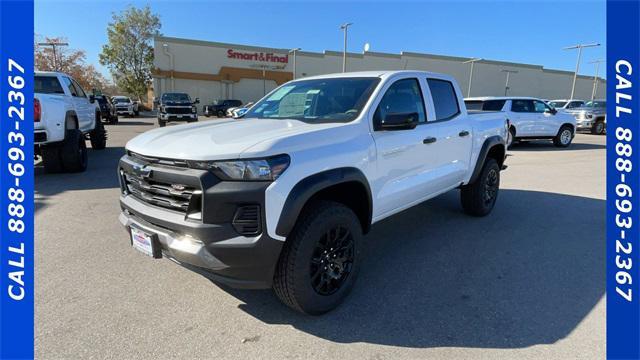 new 2024 Chevrolet Colorado car, priced at $39,970