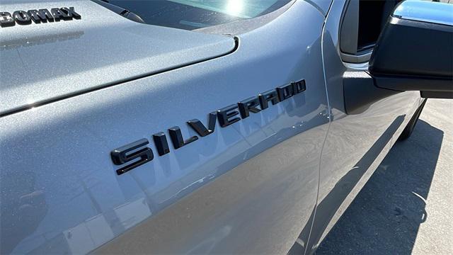 new 2025 Chevrolet Silverado 1500 car, priced at $40,053