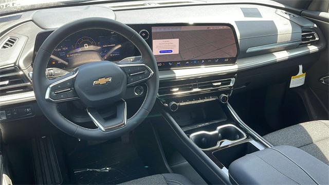 new 2025 Chevrolet Traverse car, priced at $40,620